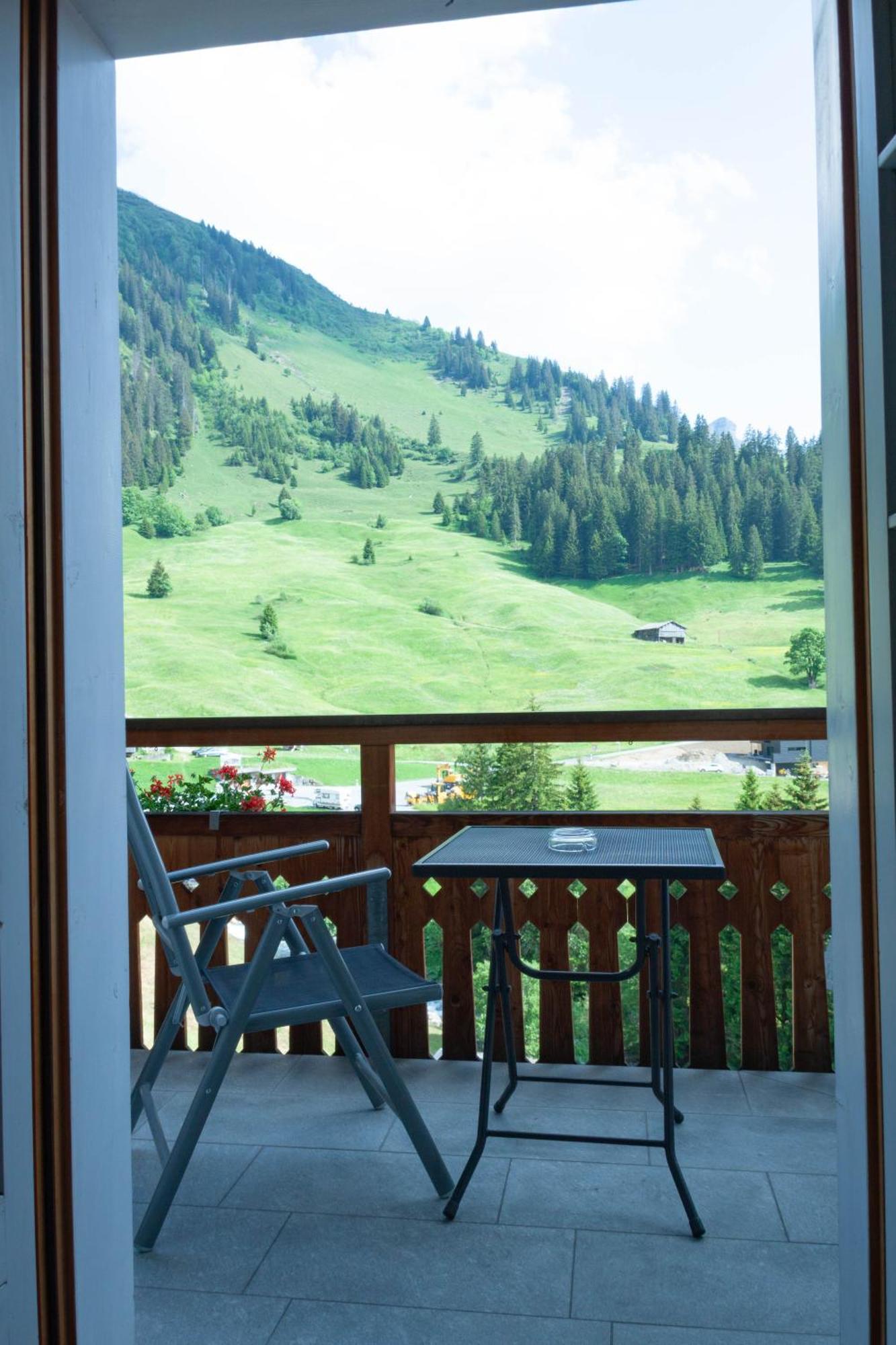Hotel Madrisajoch Sankt Antönien Kültér fotó