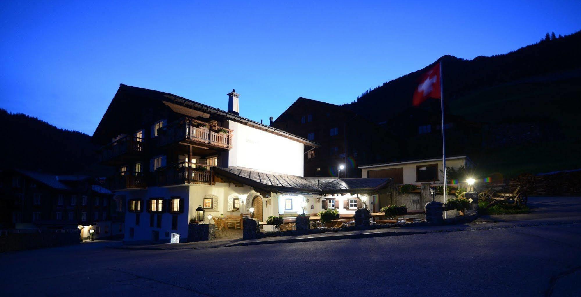 Hotel Madrisajoch Sankt Antönien Kültér fotó